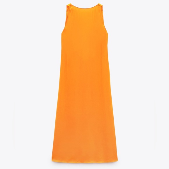 Flowy Occassion Dress - Picture 4 of 8